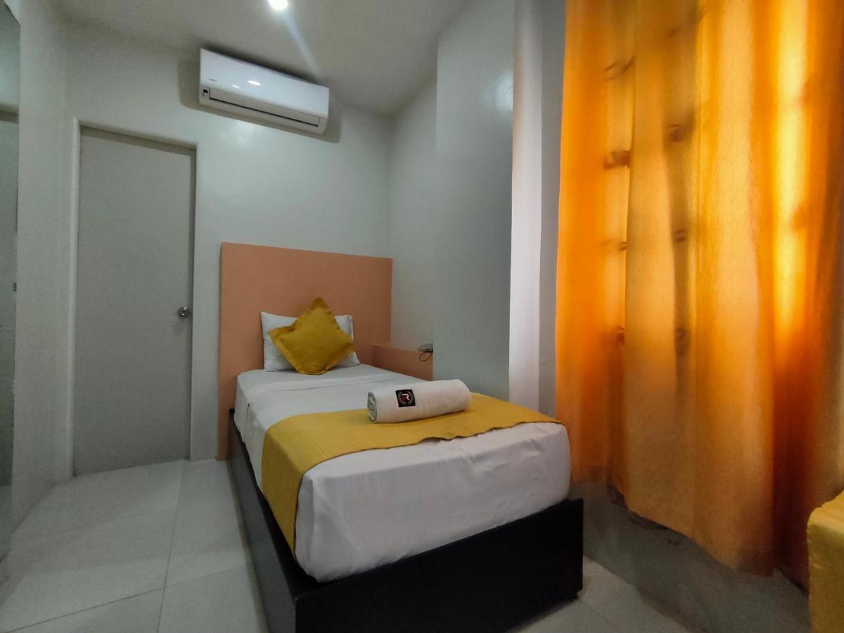 Villa Rosita Hotel Naga City By Reddoorz Naga (Camarines Sur) Exterior foto