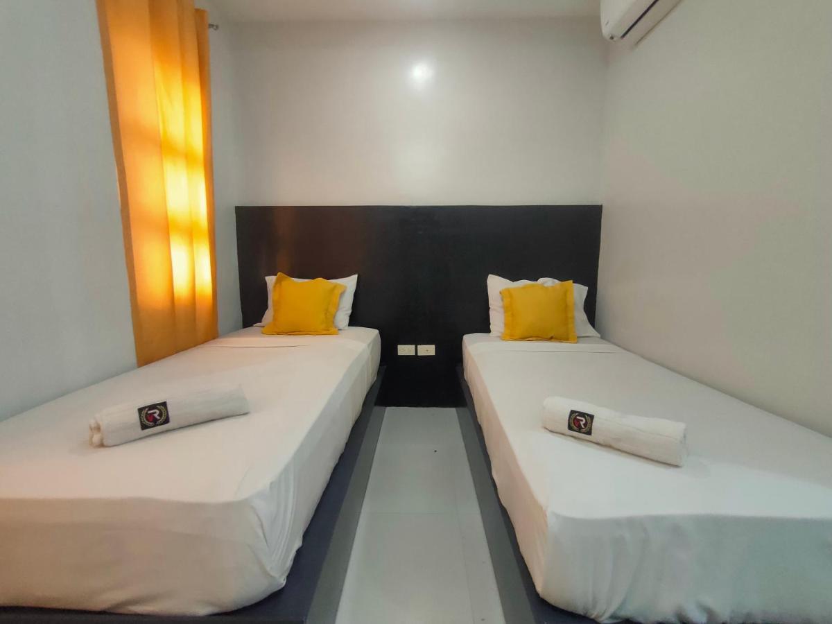 Villa Rosita Hotel Naga City By Reddoorz Naga (Camarines Sur) Exterior foto
