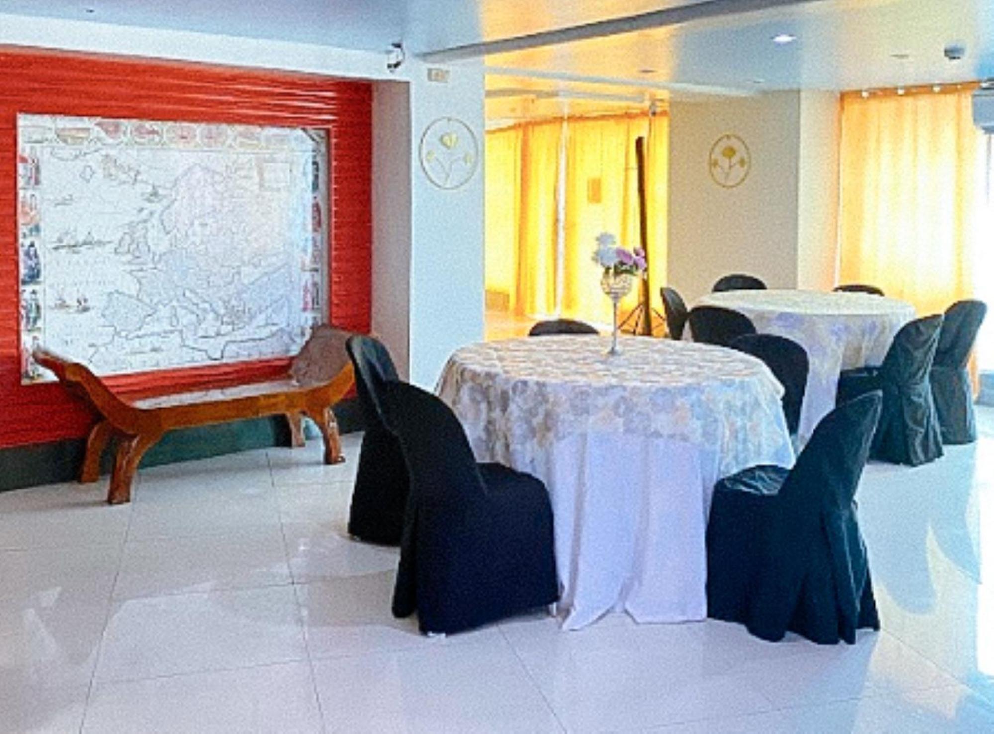 Villa Rosita Hotel Naga City By Reddoorz Naga (Camarines Sur) Exterior foto