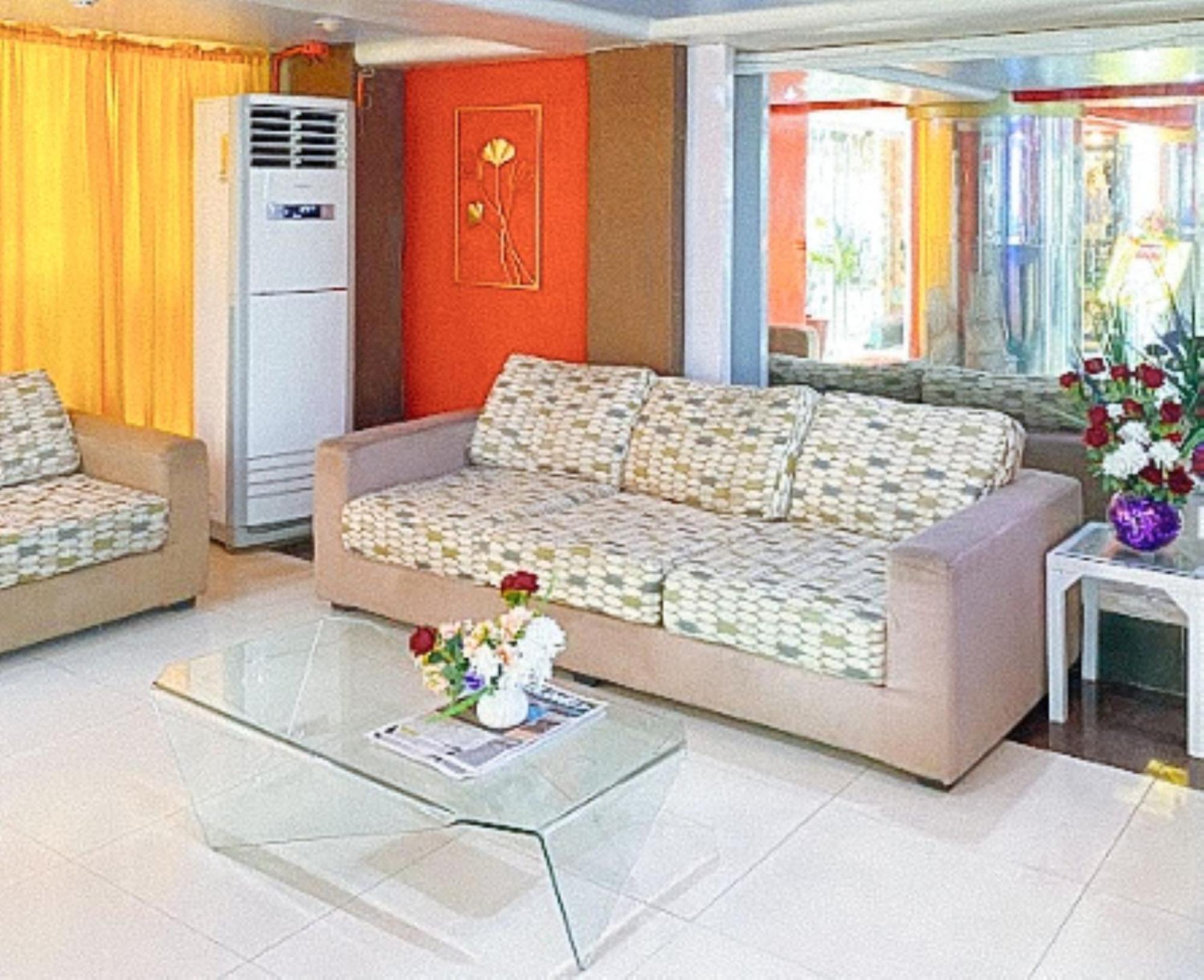 Villa Rosita Hotel Naga City By Reddoorz Naga (Camarines Sur) Exterior foto